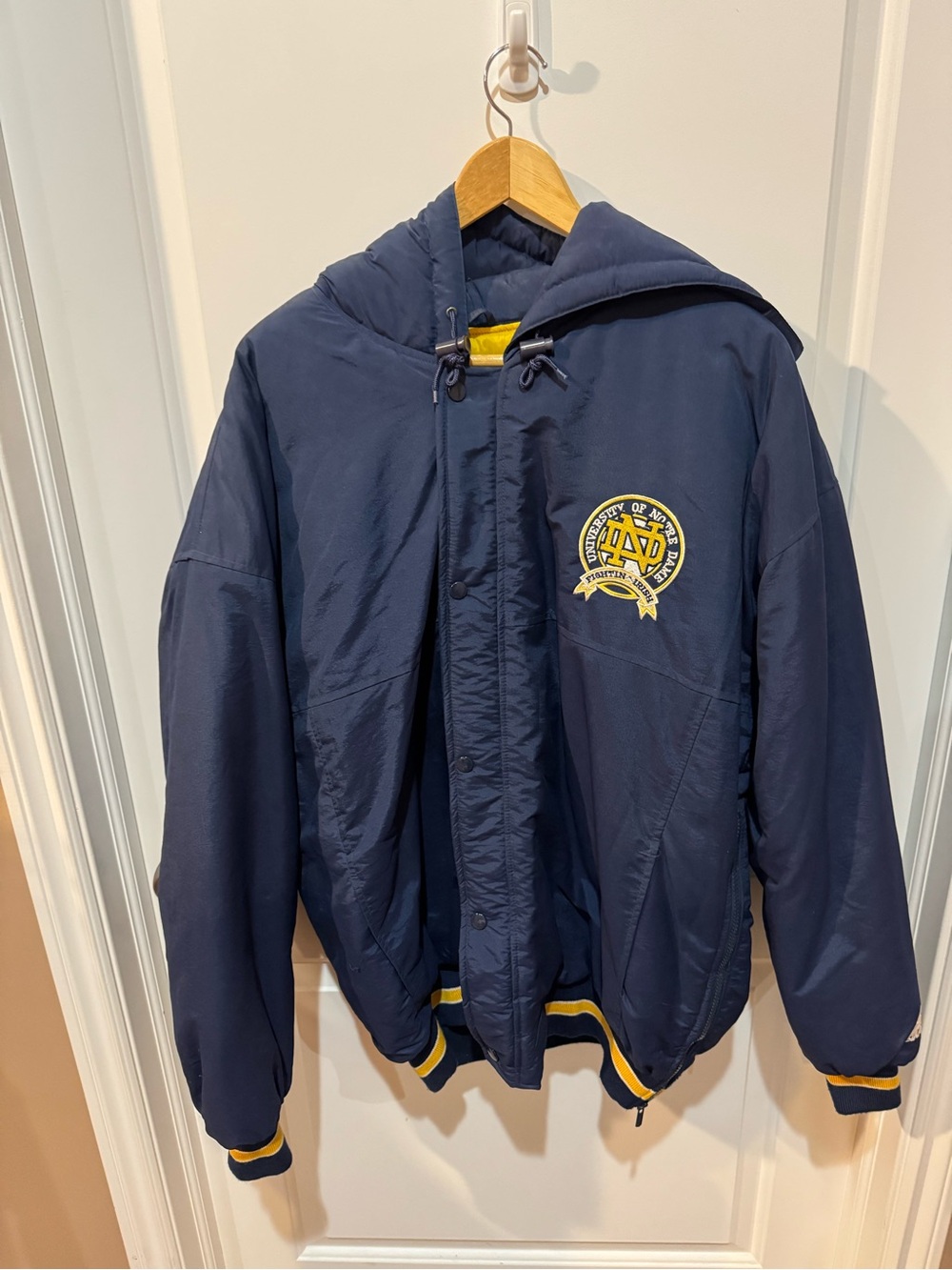 STARTER Navy Notre Dame Hooded Jacket with Yellow Trim and Crest